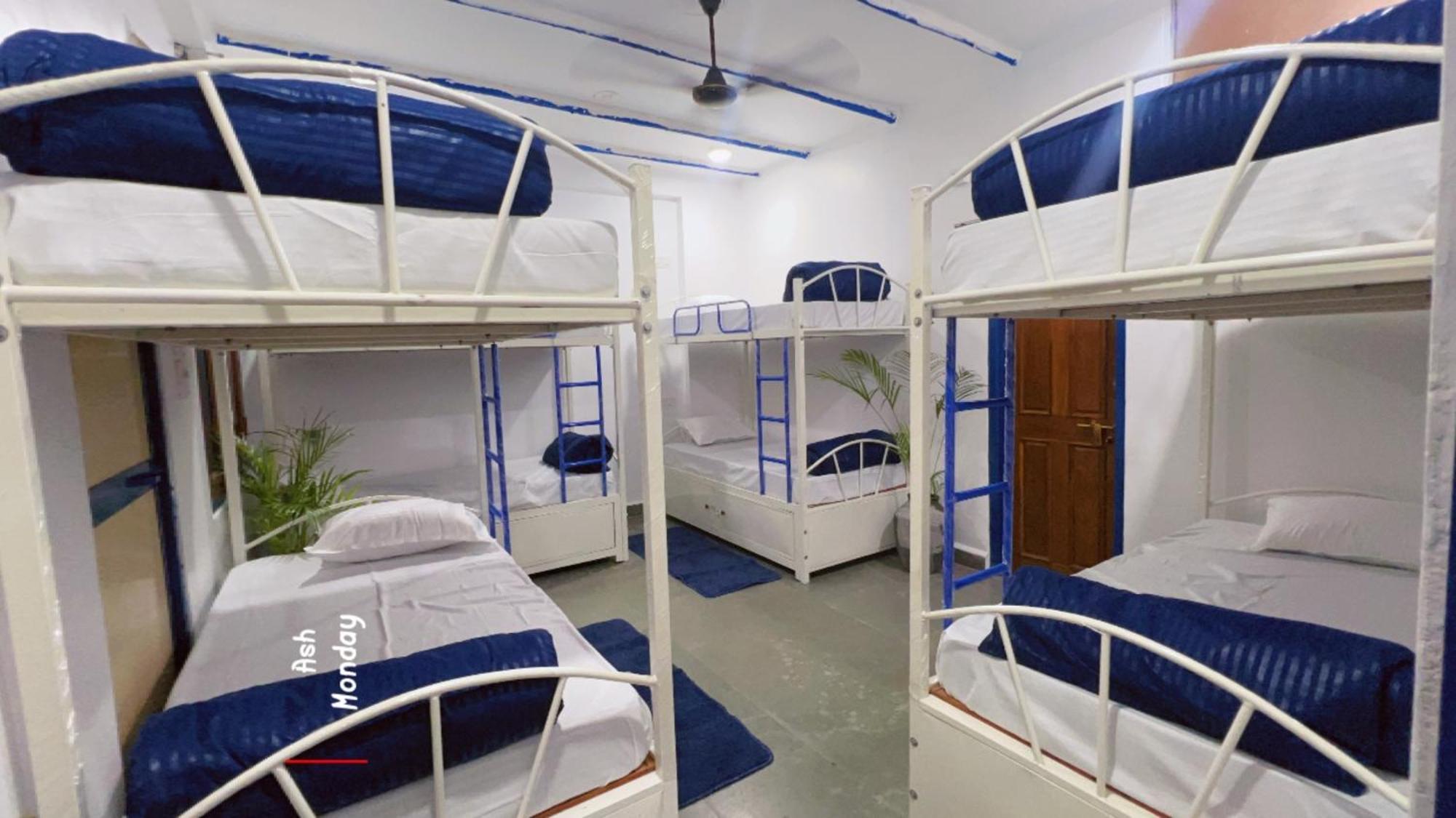 Pause Hostel Ujjain Exterior foto