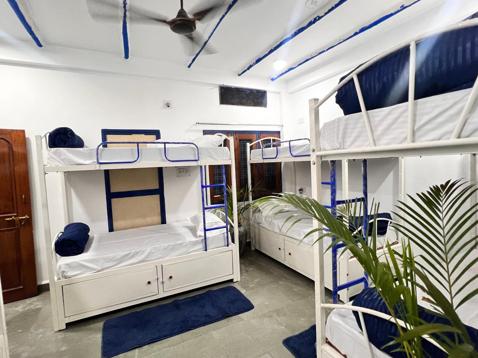 Pause Hostel Ujjain Exterior foto